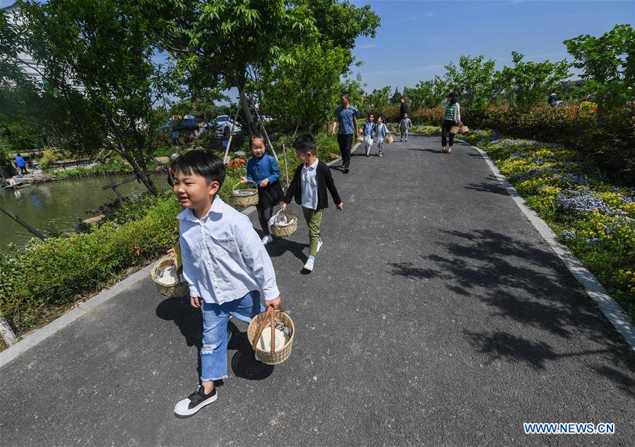 CHINA-HANGZHOU-BEGINNING OF SUMMER-CUSTOM (CN)