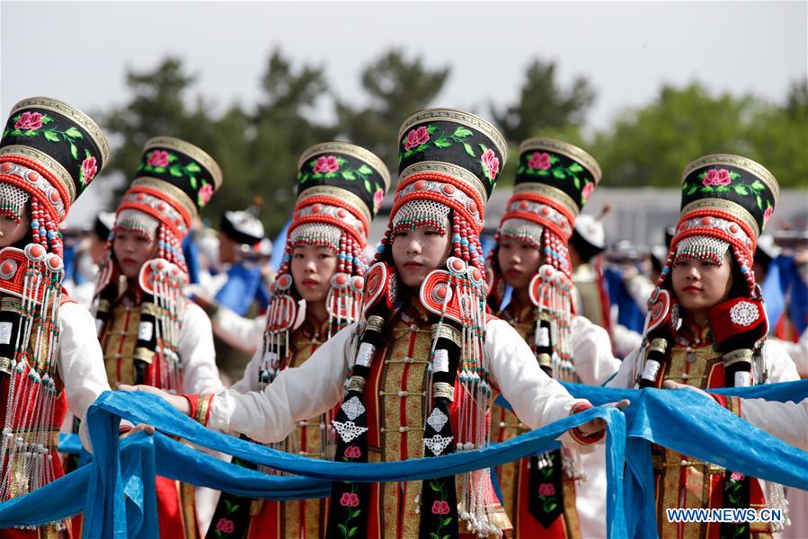 CHINA-INNER MONGOLIA-GENGHIS KHAN-MEMORIAL RITUAL (CN)