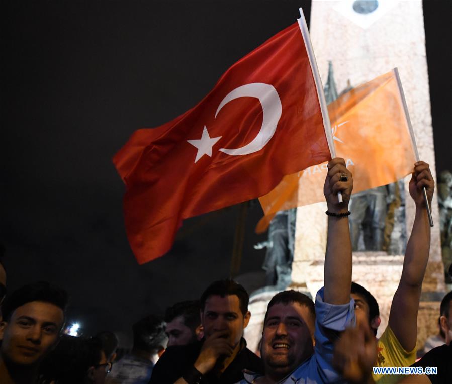 TURKEY-ISTANBUL-ELECTION-ERDOGAN'S SUPPORTERS-CELEBRATION