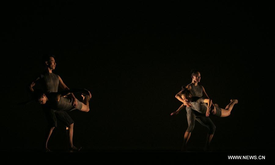 BRITAIN-EDINBURGH-FESTIVAL FRINGE-DANCE-TUTU