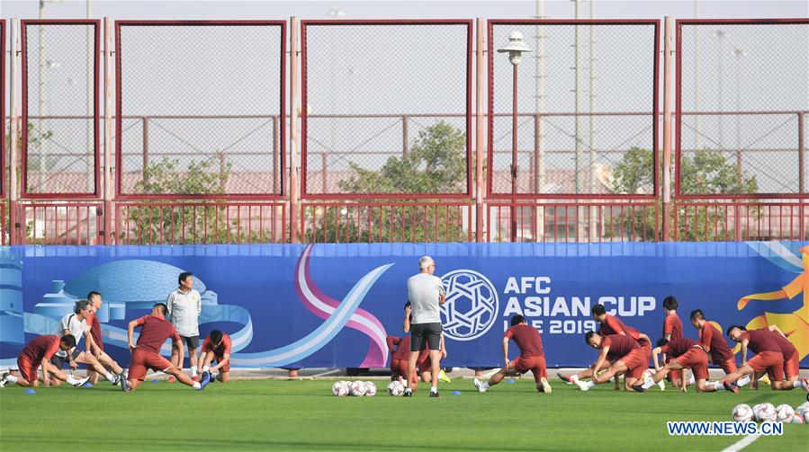 (SP)UAE-ABU DHABI-FOOTBALL-AFC-ASIAN CUP-CHINA-TRANING