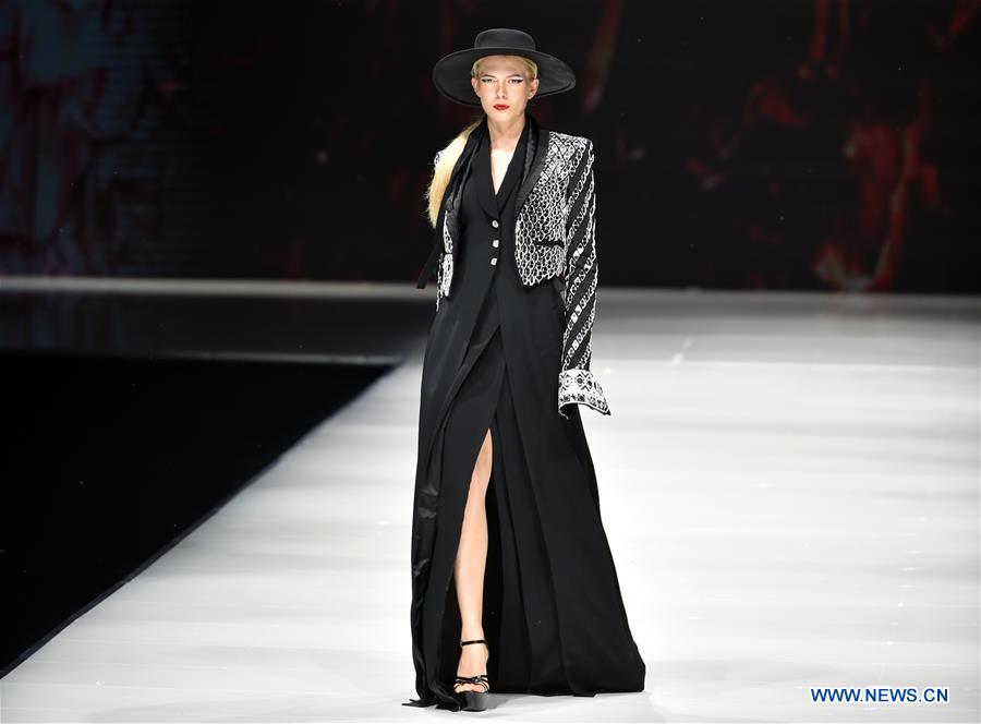 CHINA-HENAN-FASHION SHOW (CN)