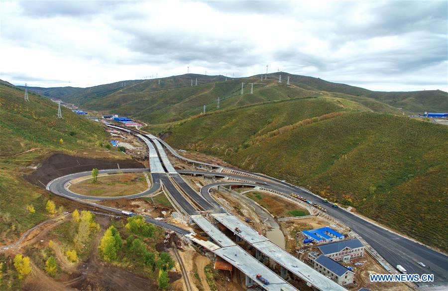 CHINA-HEBEI-ZHANGJIAKOU-YANCHONG EXPRESSWAY-CONSTRUCTION (CN)