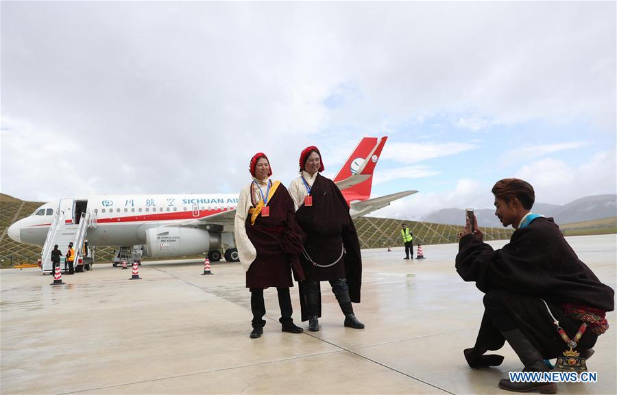 CHINA-SICHUAN-GARZE-HIGH ALTITUDE AIRPORT-OPENING (CN)