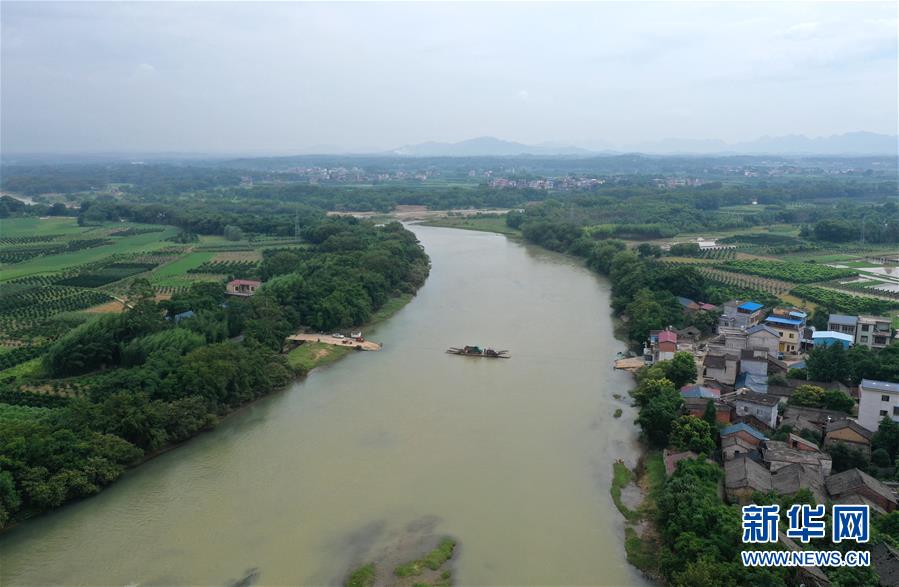 （壮丽70年·奋斗新时代——记者再走长征路·图文互动）（3）最后的湘江抢渡：用生命向信仰交出答卷 